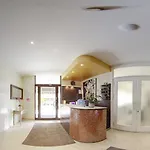 La Maison By Hotel Aldebaran ホテル