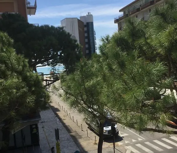 Hotel Hotel La Maison 3*
