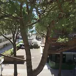 La Maison By Hotel Aldebaran فندق 3*